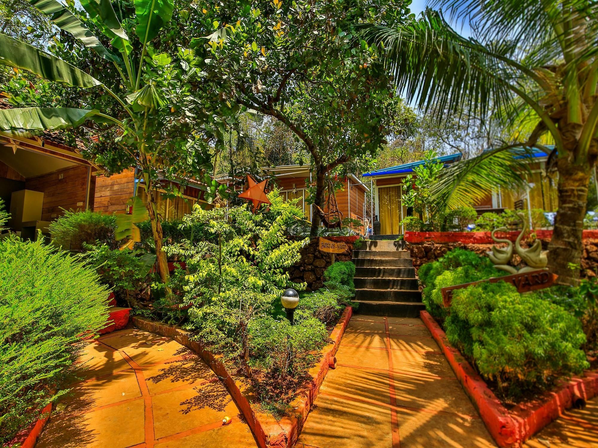 Zulu Land Cottages - Near Curlies Beach Shack And Shiva Valley - Anjuna Beach Екстериор снимка